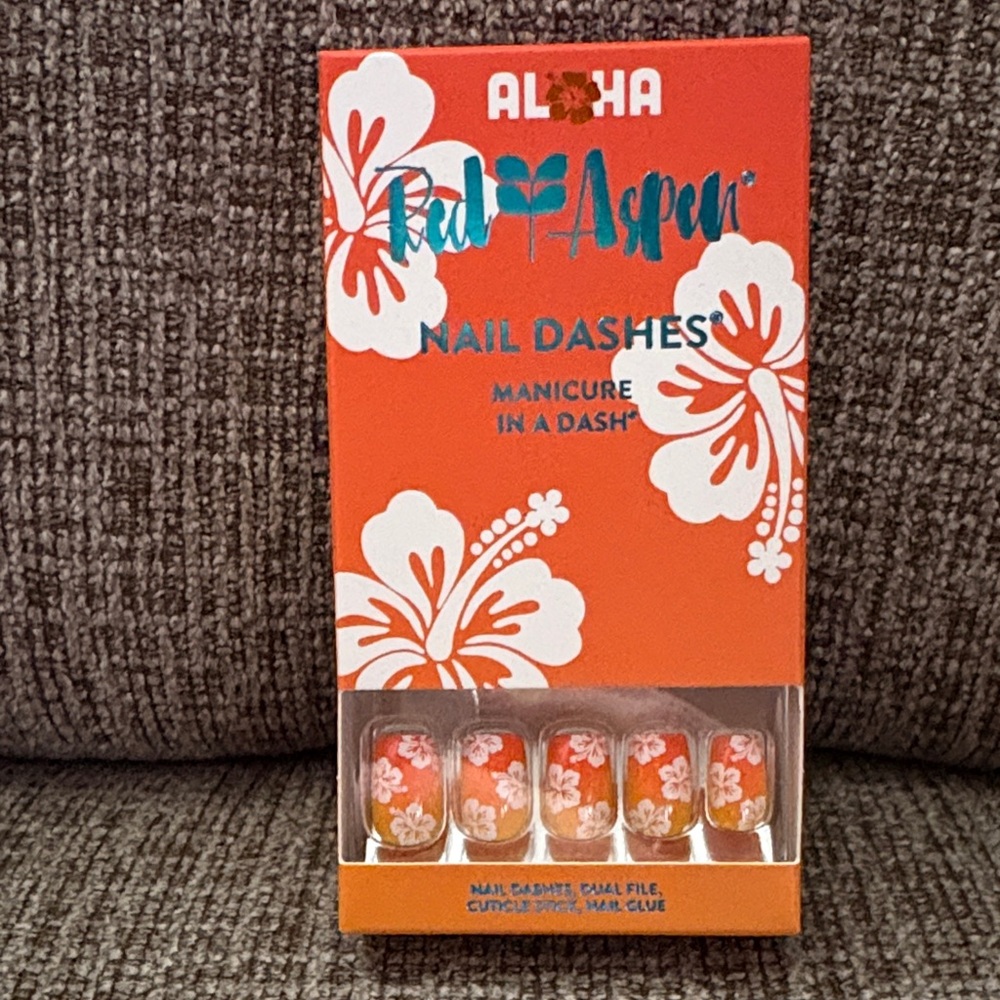 Red Aspen Orange Nail Dashes